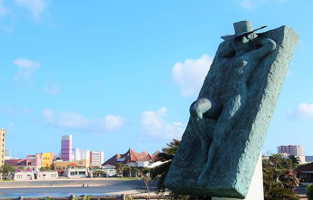 北谷公园落日海滩