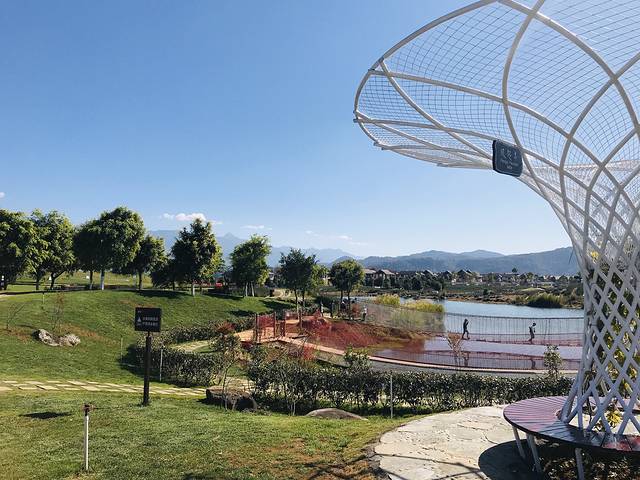 腾冲原乡栖花岭景区