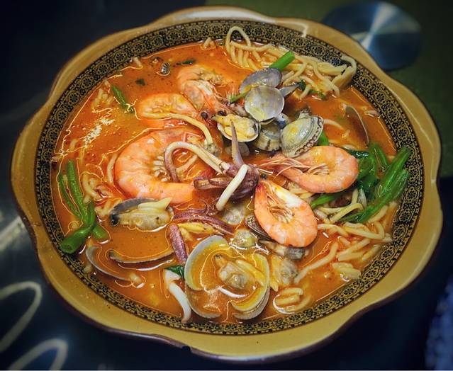 鑫鸿达海鲜·香锅姜母鸭煎蟹(八市店)