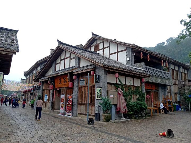 马桑溪古镇位于重庆市大渡口区总建筑面积约17000平方米2016年初基于