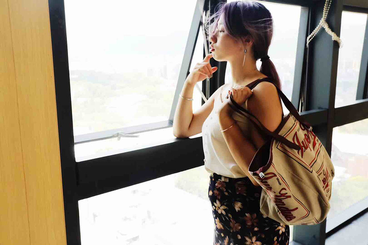 西南大学是一个花园式学府,学校面积很大,在全