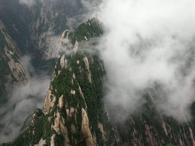 " 华山整体来说值得一去，够大，够险，景区管理到位_华山"的评论图片