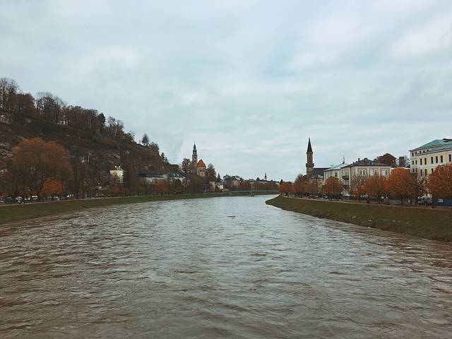 米拉贝尔宫殿和花园