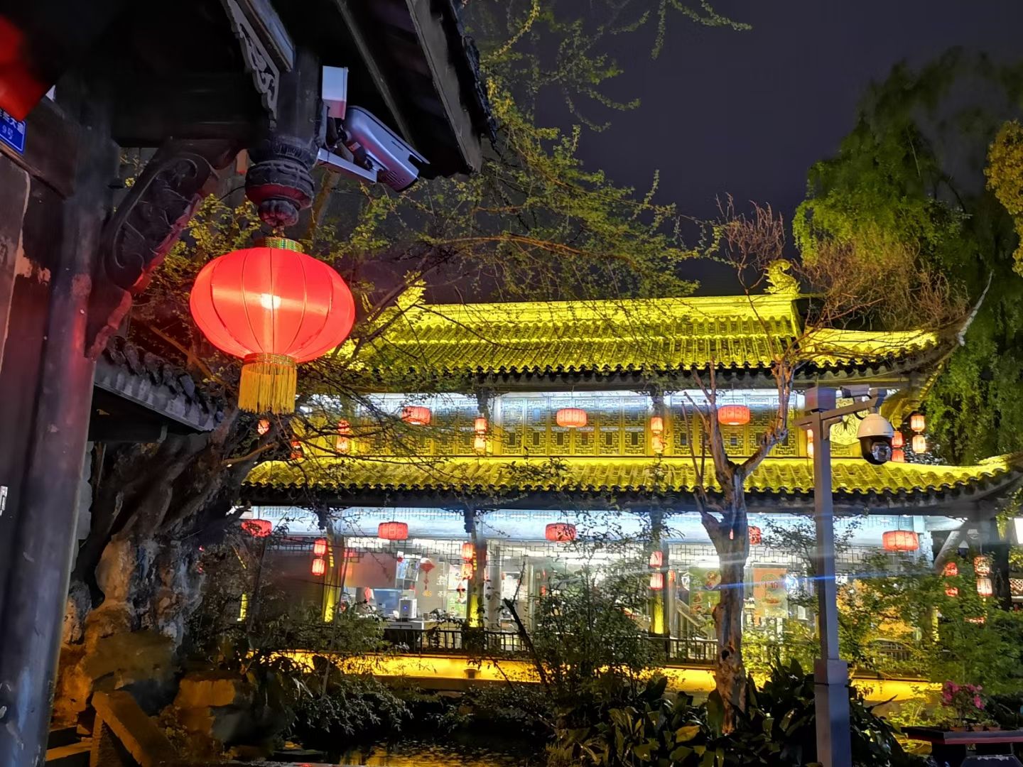 2025锦里古街游玩攻略,...里曼妙的夜色正是好戏开场...【去哪儿攻略】