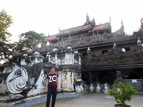 金色宫殿僧院  (Shwenandaw Kyaung)旅游景点攻略图