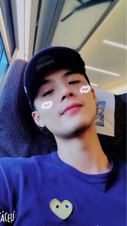 青藏川藏公路纪念碑