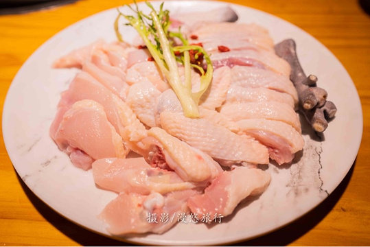 嗲嗲的椰子鸡·海南火锅(三亚湾店)旅游景点图片