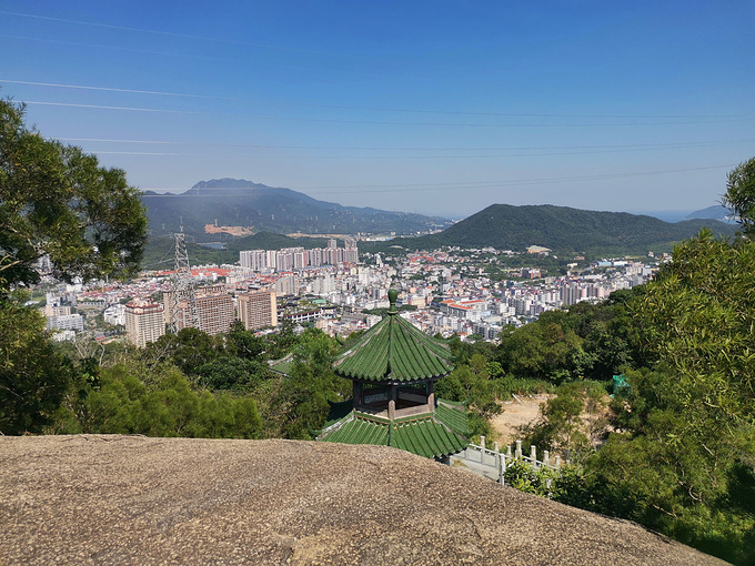 广东深圳大鹏观音山烧香拜佛祈福平安