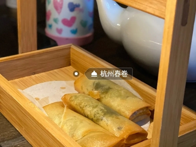 "杭州的这家外婆家装修很特别,也很大，中午饭就在这里解决了_外婆家(西溪天堂店)"的评论图片