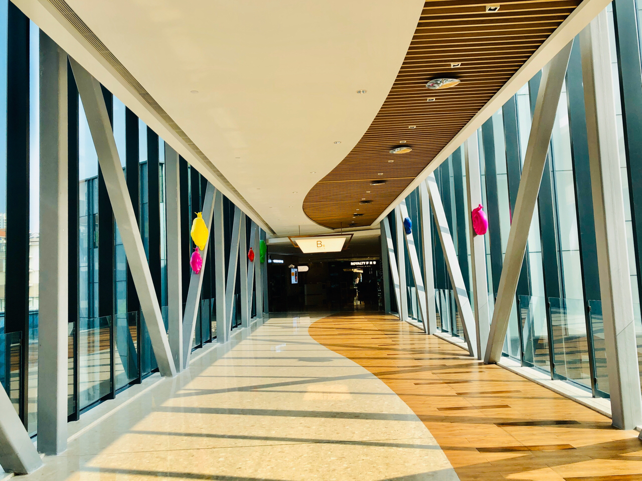 宝龙广场(钱湖北路店)