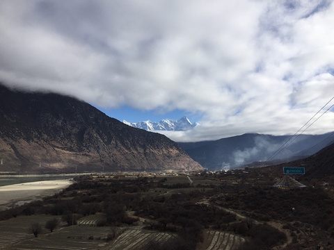 嘎拉桃花村旅游景点攻略图