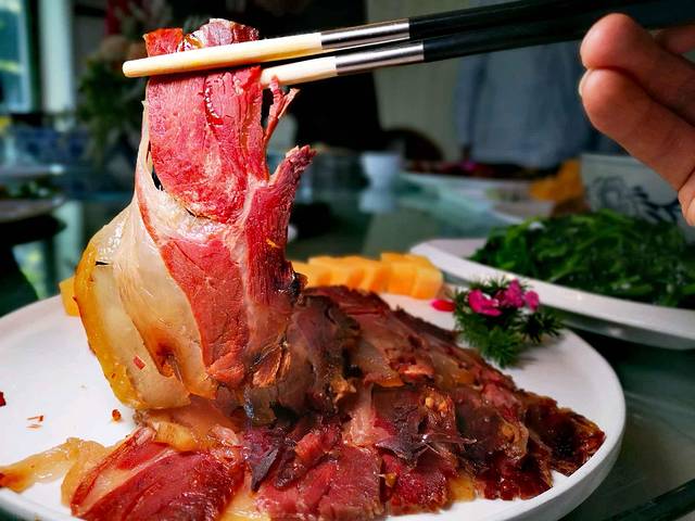 闲时蜗居云南菜(省老体协店)