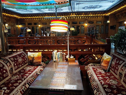 乌泽林卡藏餐府(乌泽林卡)旅游景点攻略图
