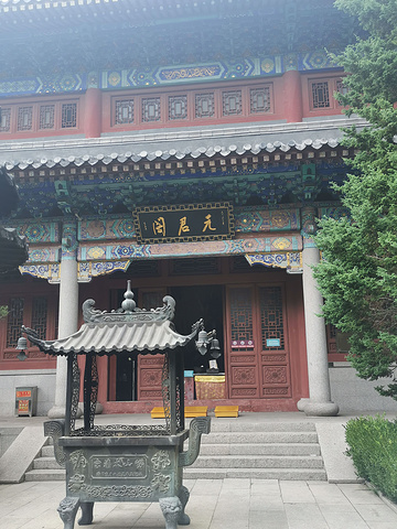 崂山最有名的泉水_神水泉!太清宫大门