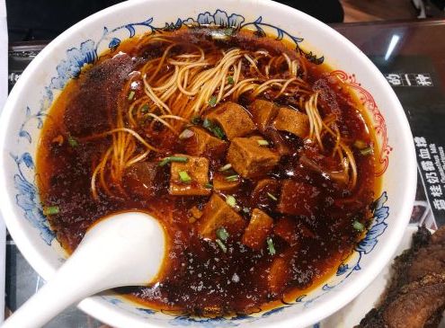 鲜得来排骨年糕(即墨路店)