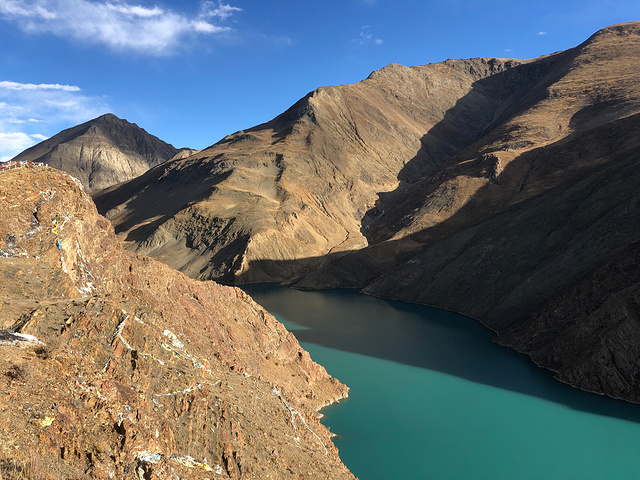 "满拉水库作为斯米拉山独到的风景，是中央第三次西藏工作座谈会确产的最大的建设项目，平均海拔433..._斯米拉山景区"的评论图片