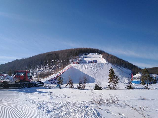 阿尔山滑雪场
