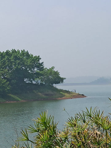 "“古宇湖的水呀，云顶寨的风……”今天我们到了国家AAAA级旅游风景区—古宇湖风景名胜区，这个古..._古宇湖"的评论图片