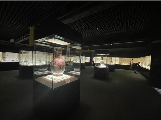 事先没有特别了解观复博物馆的展品,因此也没有太多期望.