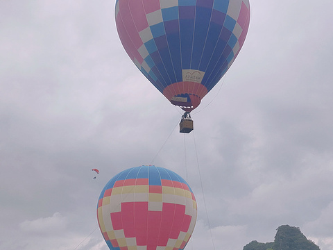 燕莎热气球飞行体验旅游景点图片