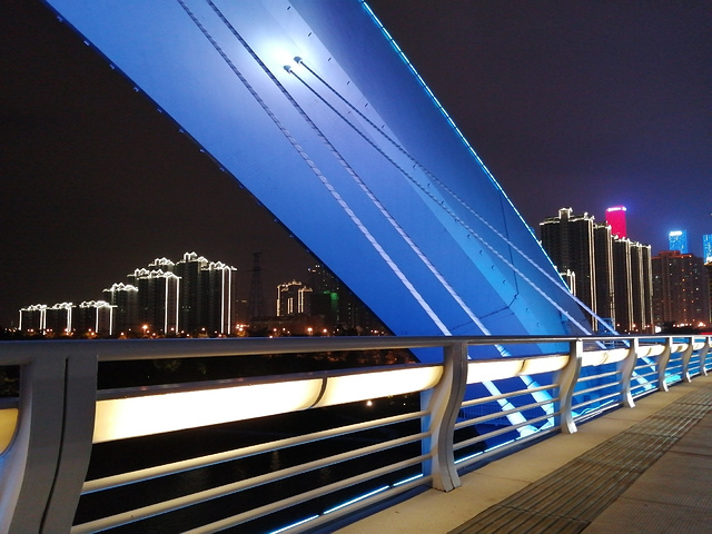 "_南宁大桥"的评论图片