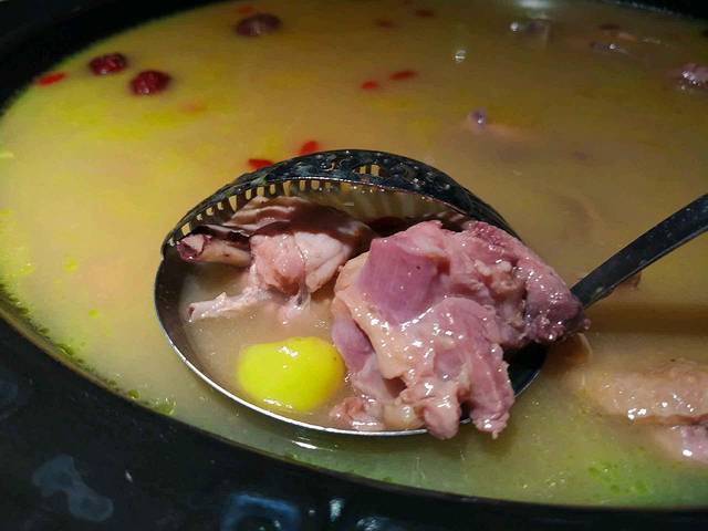 李子坝梁山鸡(公园二鸡哥店)