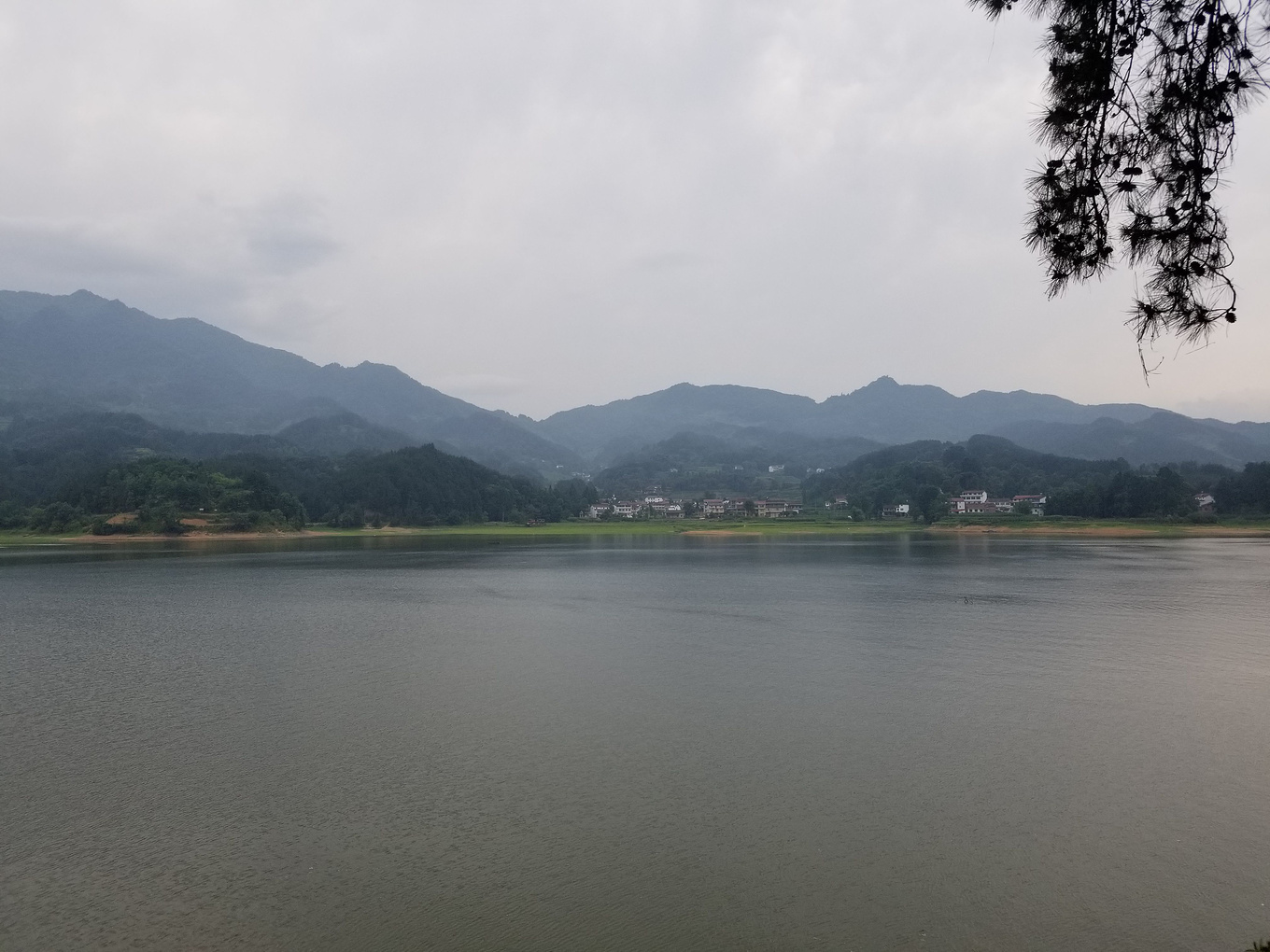 陕西汉中红寺湖风景图片,高清图片