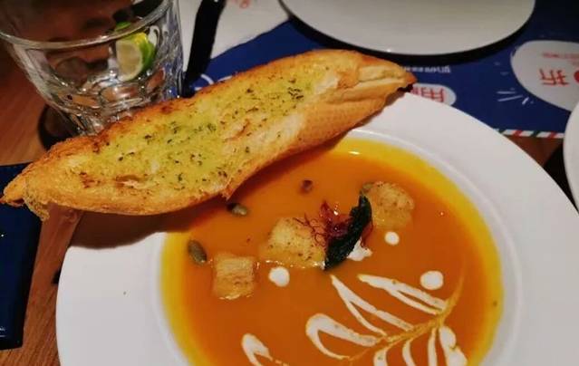 BURANO布拉诺(环球中心店)