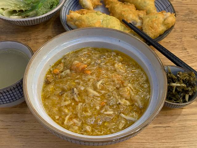 蟹黄鱼(外滩中央旗舰店)