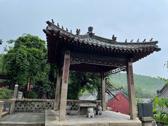 繁峙县仰头山普照寺图片