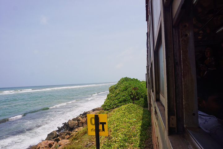 "斯里兰卡的网红火车搭乘体验！（含乘坐秘籍）_康提"的评论图片