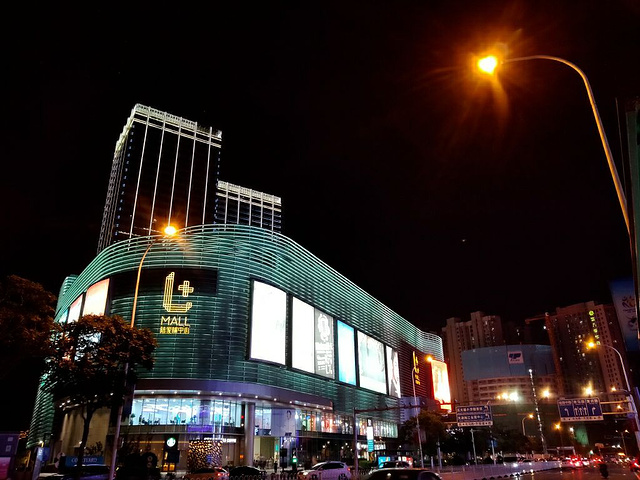 2022陆家嘴金融广场购物,天津也有陆家嘴【去哪儿攻略】