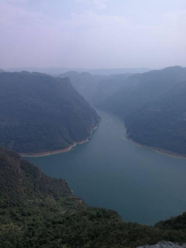 鸡公岭飞拉达攀岩户外运动基地