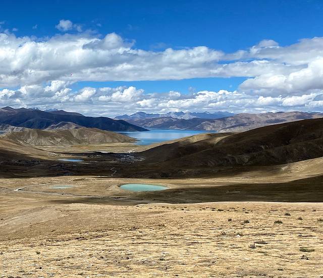 羊卓雍措-萨隆寺