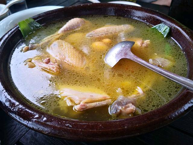 金鱼妈妈 山野·食趣(广场店)