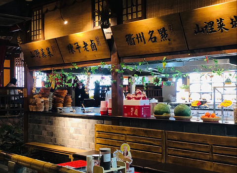 老阿爸江浙土菜(凤凰城店)旅游景点攻略图