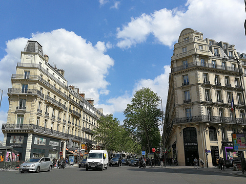 巴黎春天百货旅游景点图片