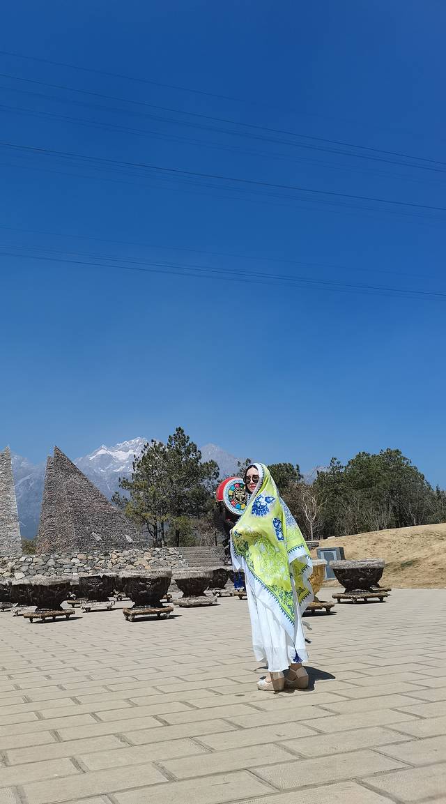 雪山峡谷演艺公园