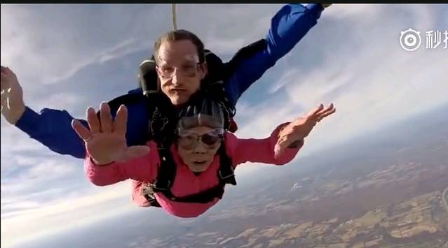 芭提雅跳伞攻略