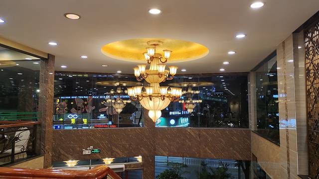 椿记烧鹅(西街店)