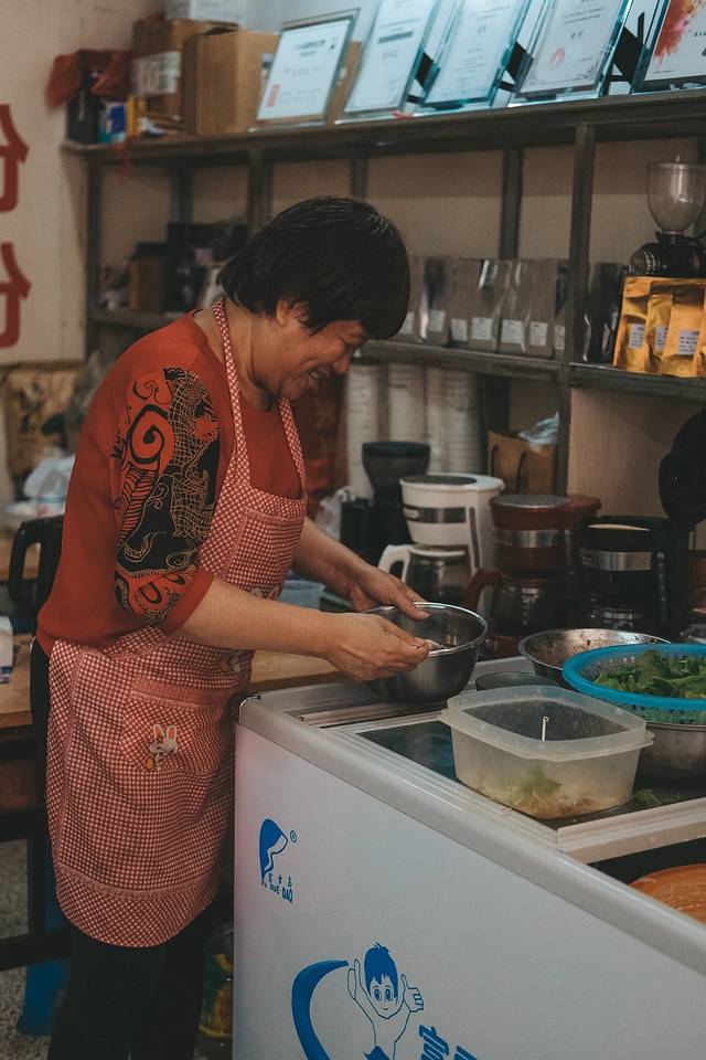 洪浪咖啡·汕头肠粉