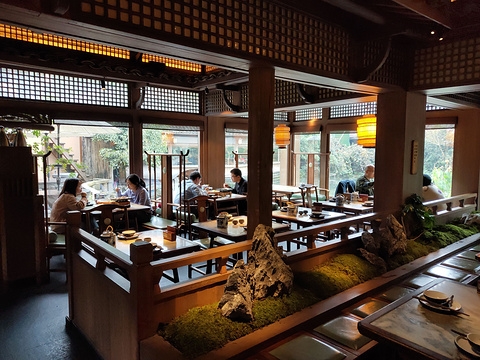 绿茶餐厅(龙井路店)旅游景点攻略图