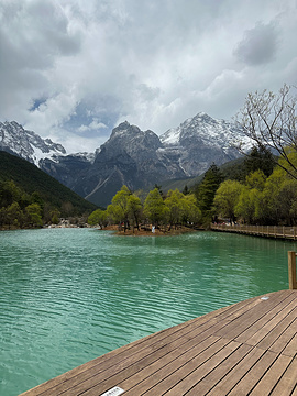 蓝月湖旅游景点攻略图