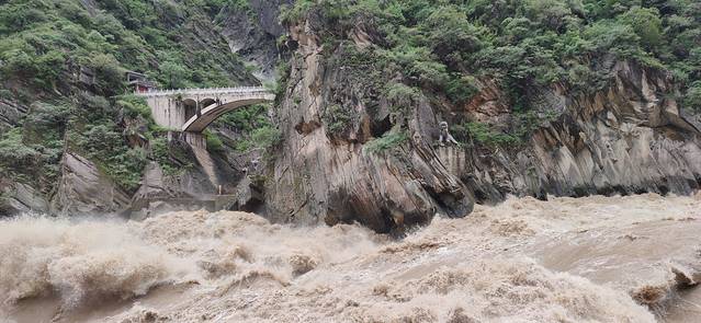 虎跳峡(香格里拉段)