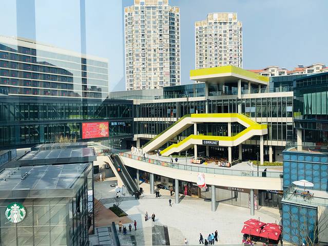 宝龙广场(钱湖北路店)