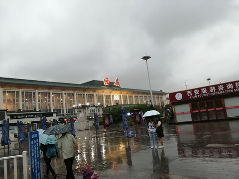 西安火车站广场旅游景点攻略图
