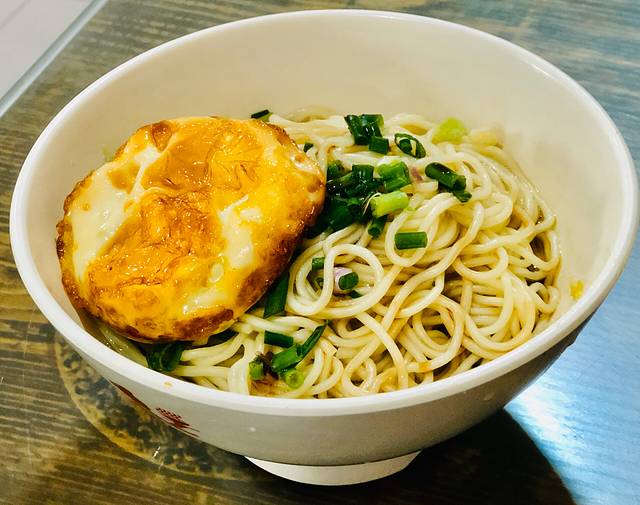 秦云老太婆摊摊面(七星岗店)