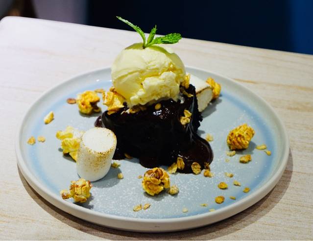 white seeds·Bistro/Brunch/Coffee