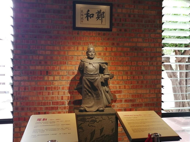 2024三宝庙在三宝山下，据说这里的一砖一瓦都是在中国运来的，所有都是中式建筑_宝山亭-评论-去哪儿攻略