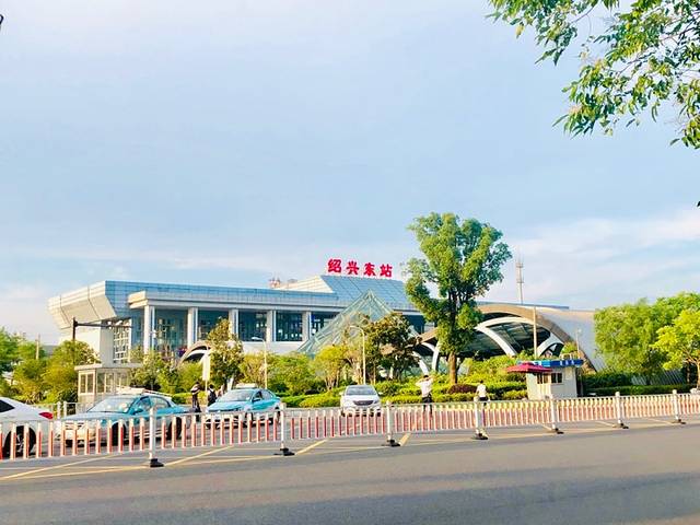 绍兴东站-站前广场